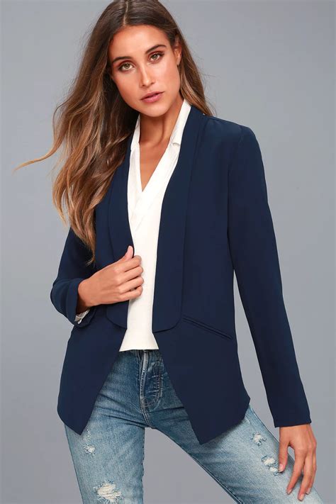 blue blazer outfit women.